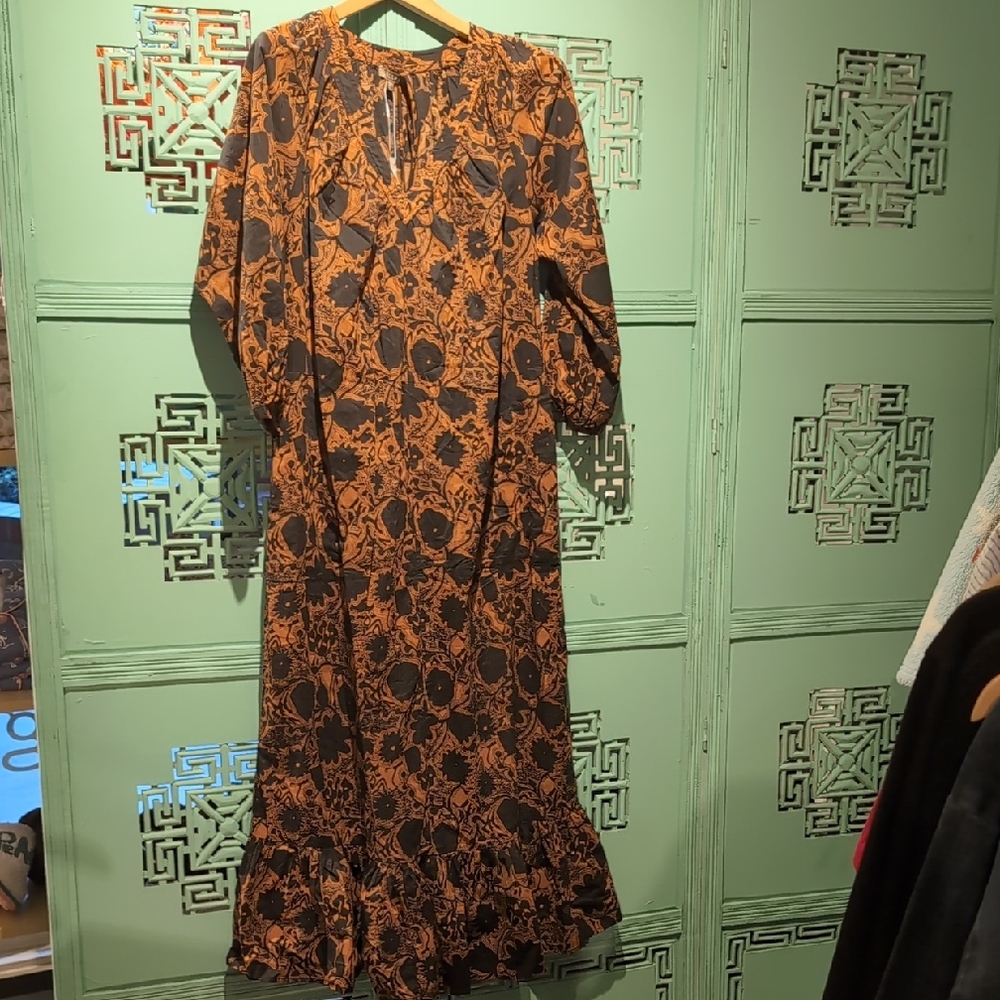 Lilla P Belted V Neck Maxi Dress In Cumin Size XS NWT